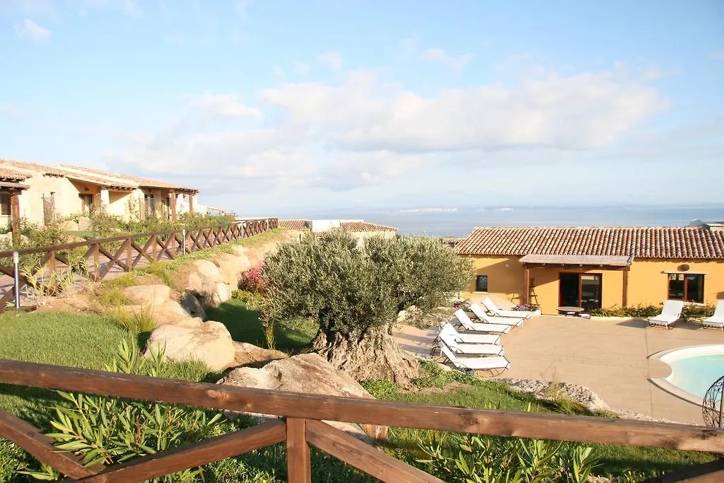 Punta Falcone Resort 圣特雷莎加卢拉